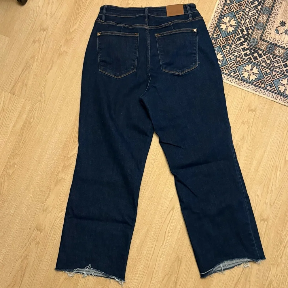 Judy Blue Midnight Straight Leg Jeans - Picture 4 of 5